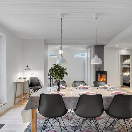 Four-bedroom In Сasa de vacaciones